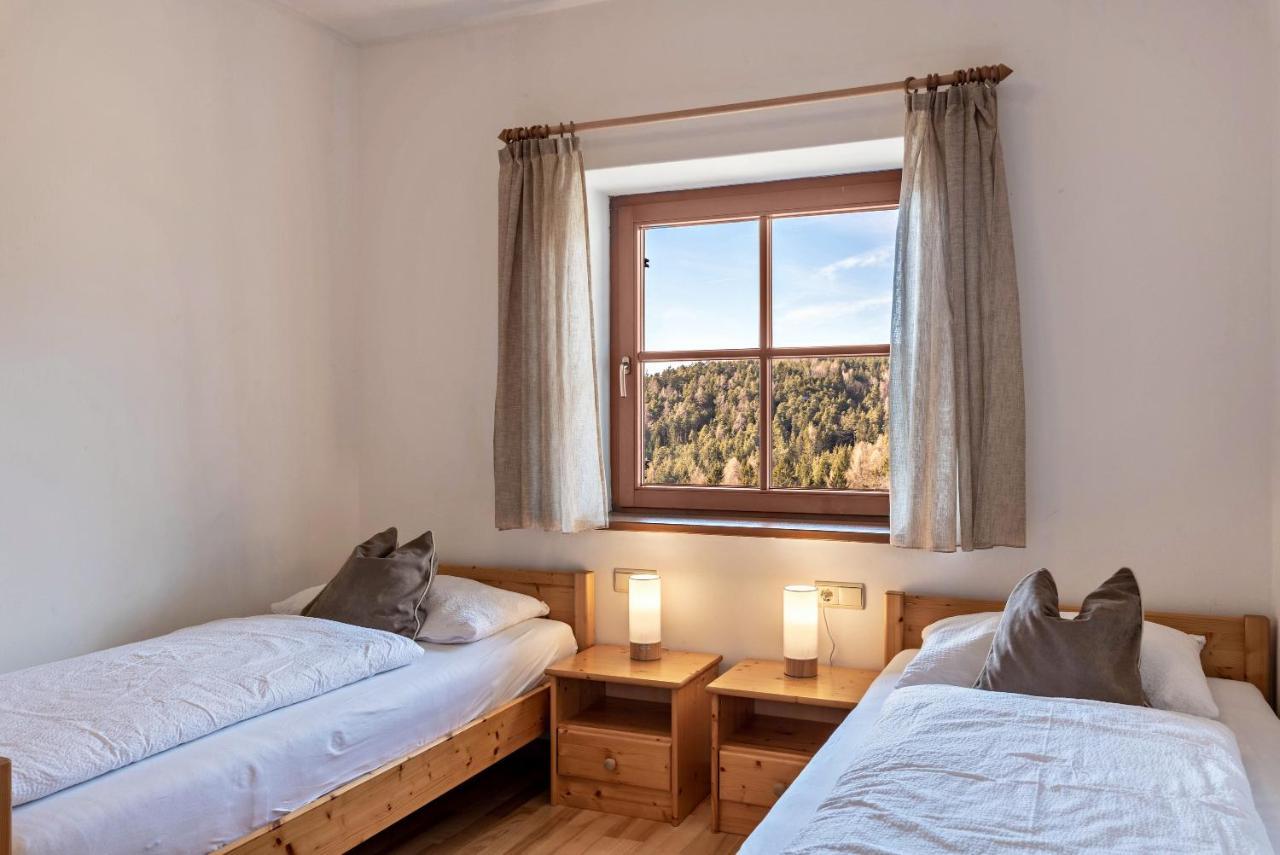 Alpin Farm Linde - Oberweidacherhof Collalbo Luaran gambar